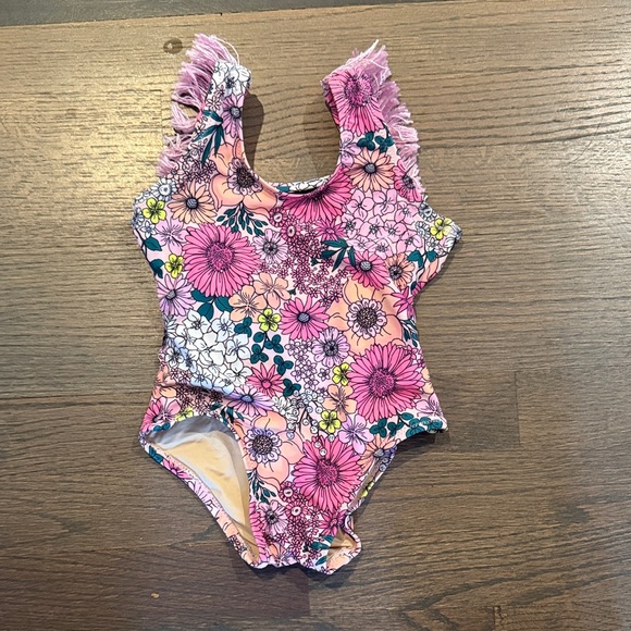Shade Critters Other - Shade Critters Floral Ruffle One-Piece Swimsuit